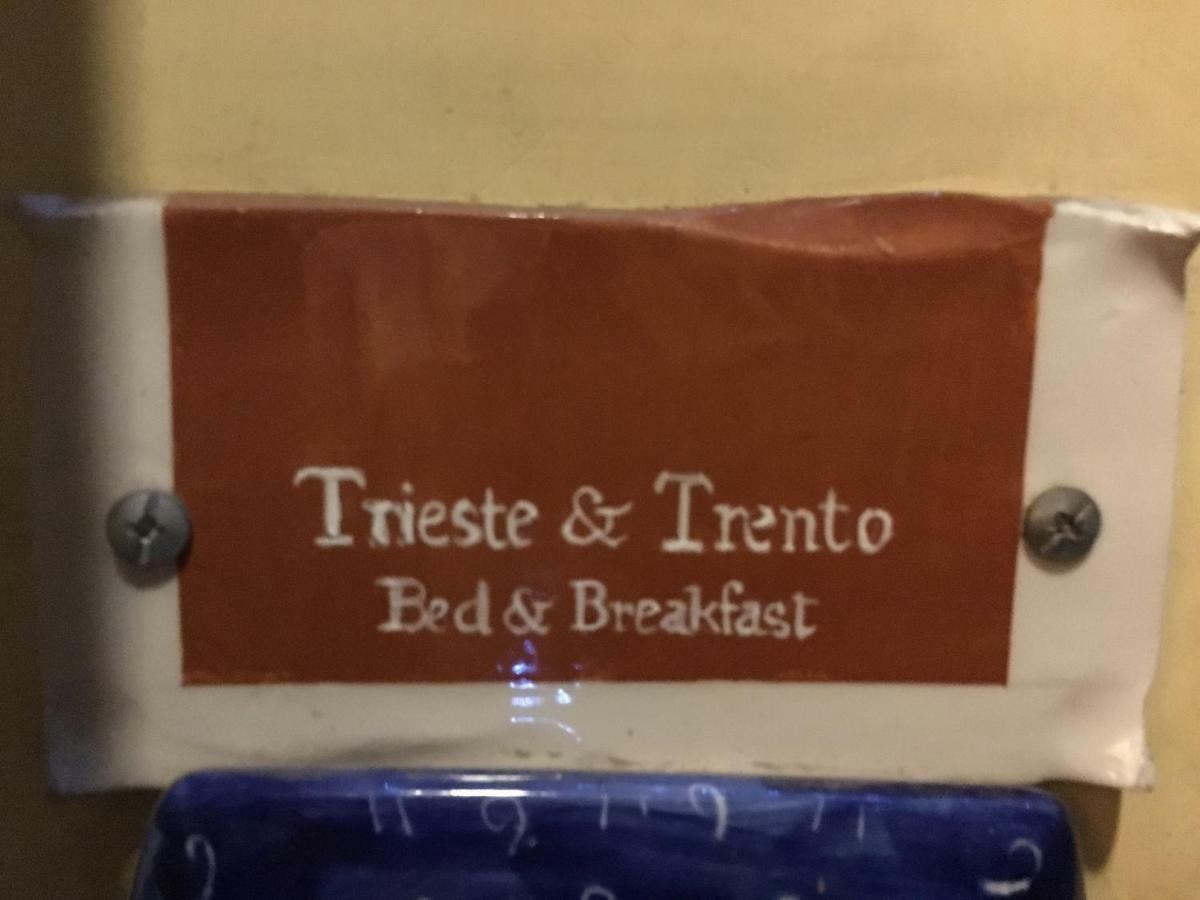 B&B Trieste&Trento Napoli Eksteriør bilde